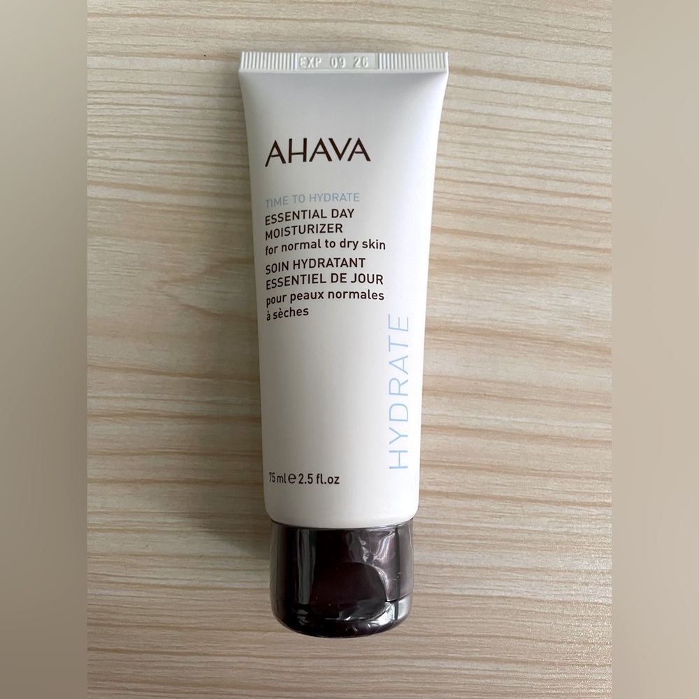 AHAVA Essential Day Moisturizer